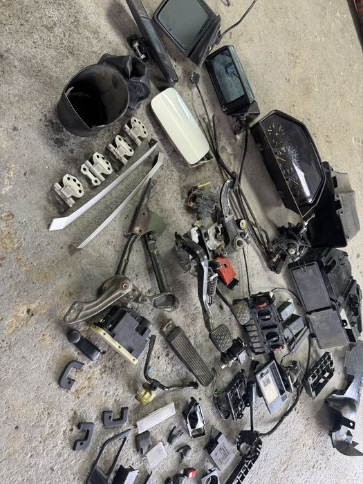 Czesci mercedes mercedes w124 wąska listwa