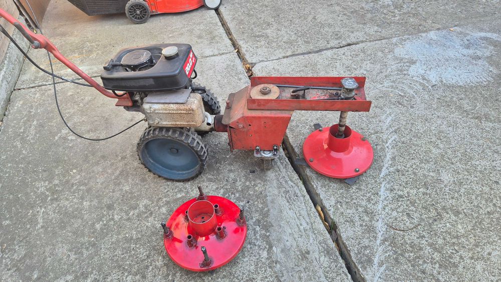 Газонокосарка роторна +щітка