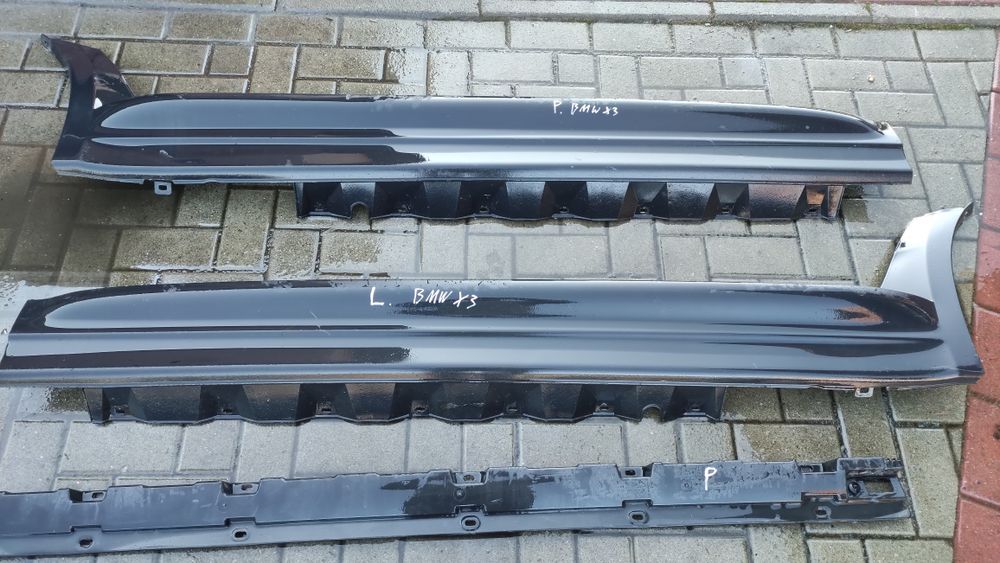 Listwy progowe BMW X3 E83 komplet