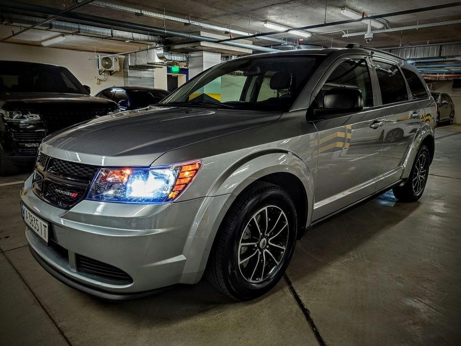 7000/тиж. Оренда авто Dodge Journey від KERMUI | Подобово / потижнево / довгостроково | Київ / Київська область / По Україні | Прокат не під таксі !!!
