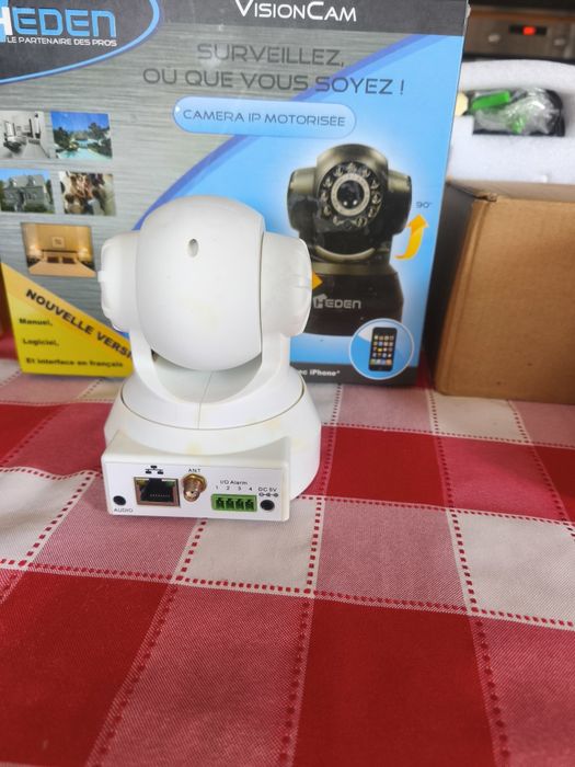 Duas câmaras de vigilância 30€