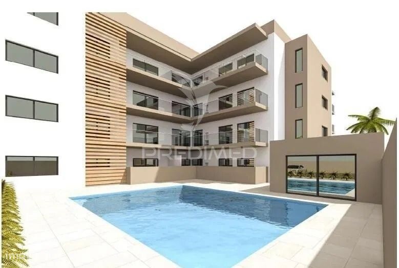 Apartamento T3 em Condomínio Privado — Nossa Senhora de Fátima, Santarém