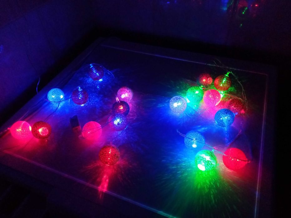 Girlanda świetlna, kule z wtyczką do kontaktu