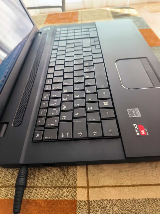 Toshiba C70 - 17.3"