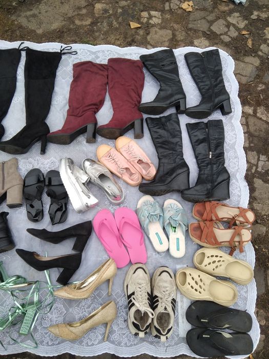 Обувь р39 зимние кожаные сапоги  кроссовки туфли босоножки ботинки