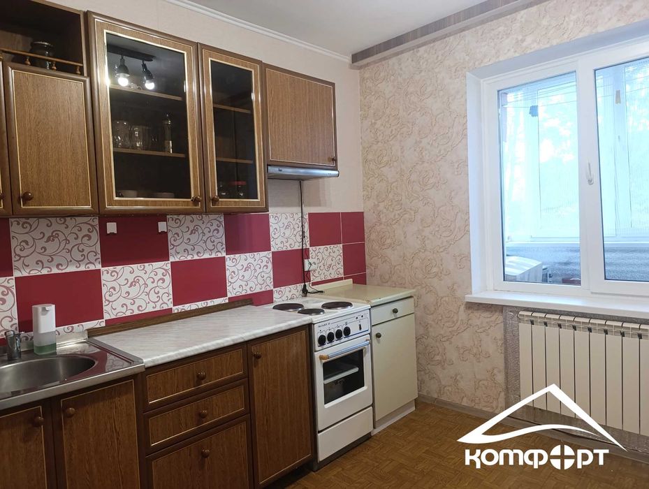 Продам 1но кімнатну квартиру на першому поверсі місто Славутич