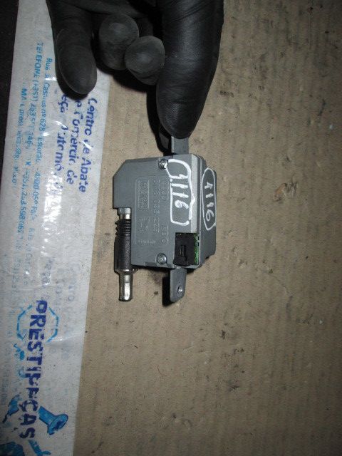 Antena AUDI TT Roadster (8N9)