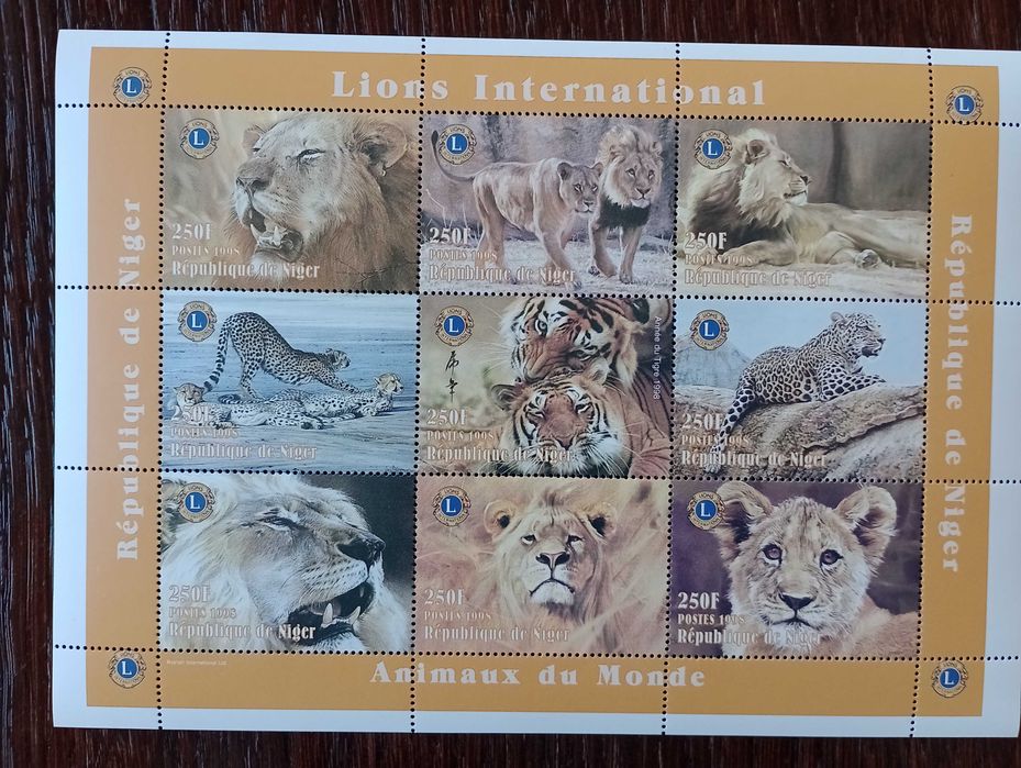 Znaczki  - Zwierzęta Świata - 1998 - Niger