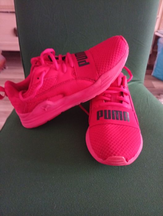 Sprzedam buciki Puma 37