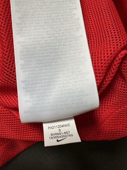 Kurtka wiosenna wiatrówka przeciwdeszczowa Nike unisex