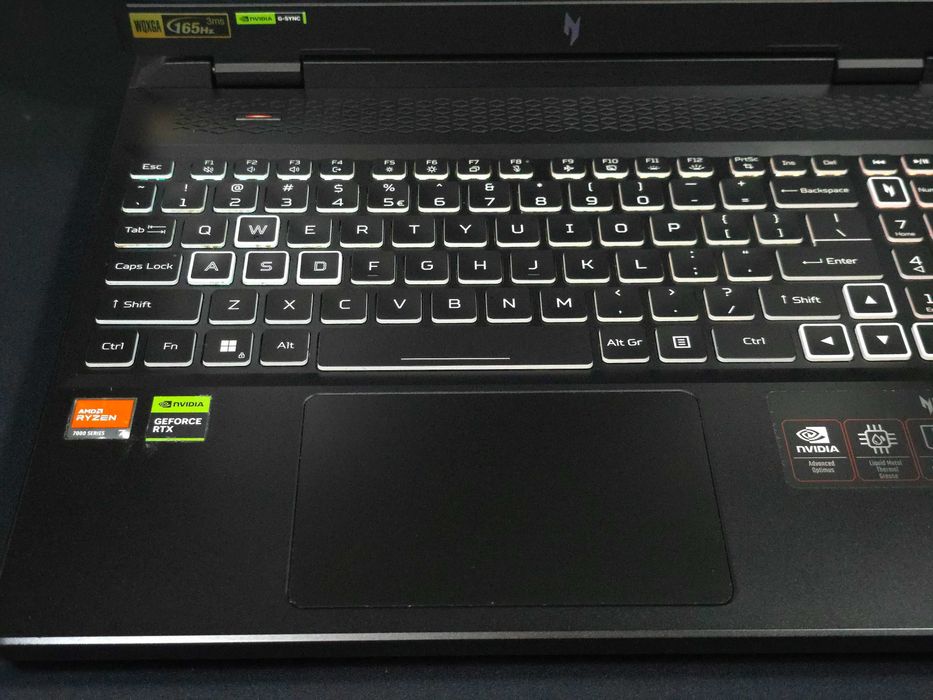 Acer Nitro AN16-41 / R7-7840HS 3.80GHz / 32GB 5600MHz DDR5 / RTX4060 8GB / 1TB M2 / 16' WQXGA TFT 165Hz / Grade A / GWR  12 miesięcy