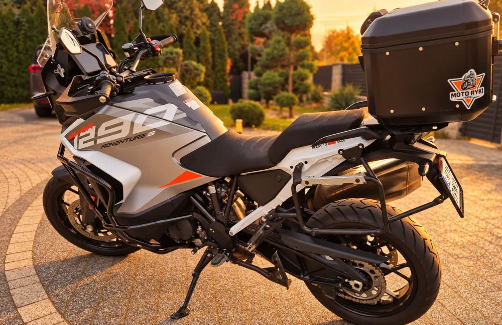 KTM
