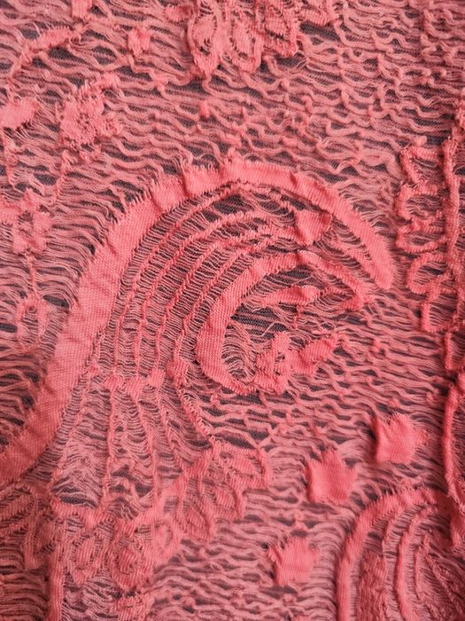 Vestido modelo de Renda Coral Curto