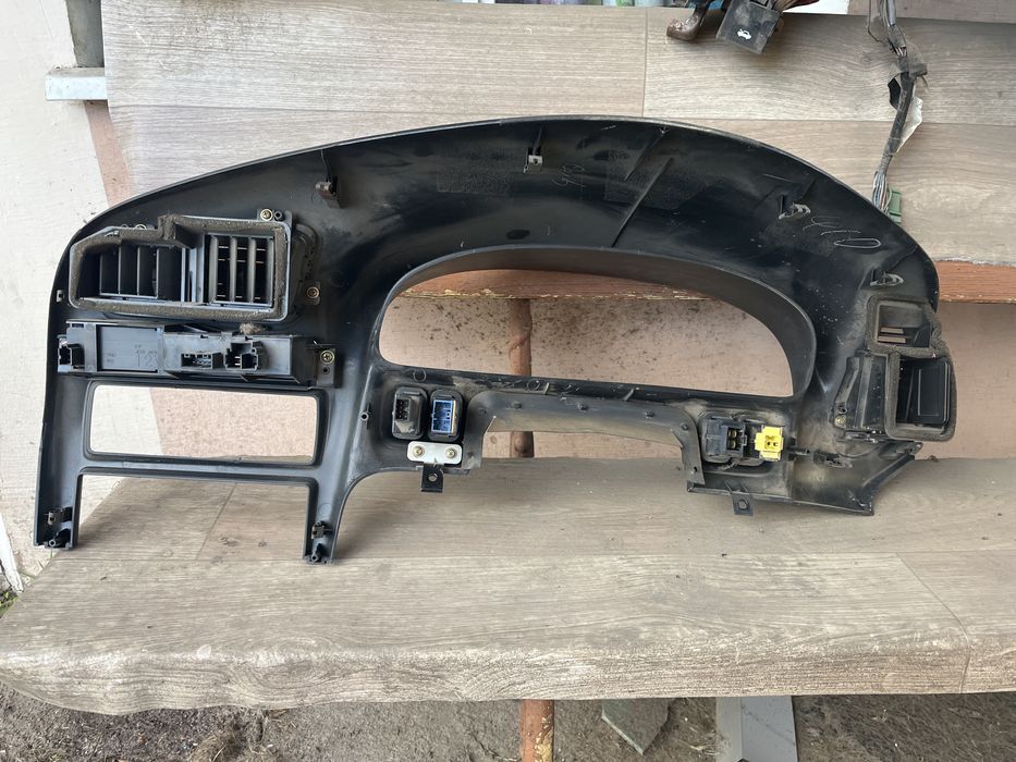 Накладка торпеди Мазда 323f ba 1995-1998