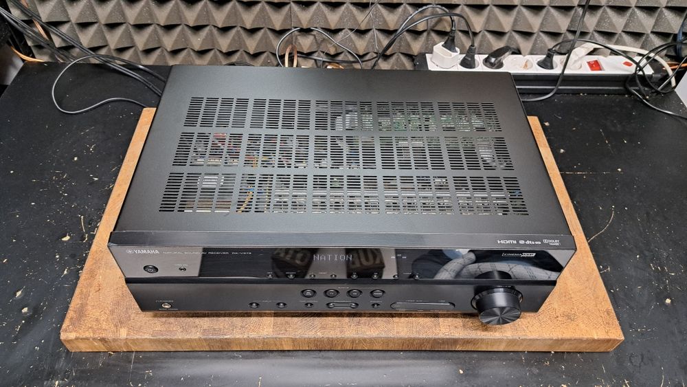 Amplituner Yamaha RX-V373