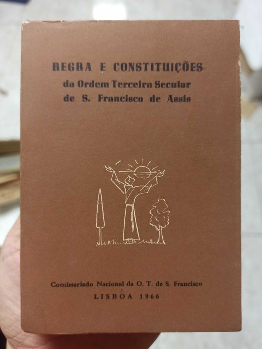 Vários Livros sobre religião católica