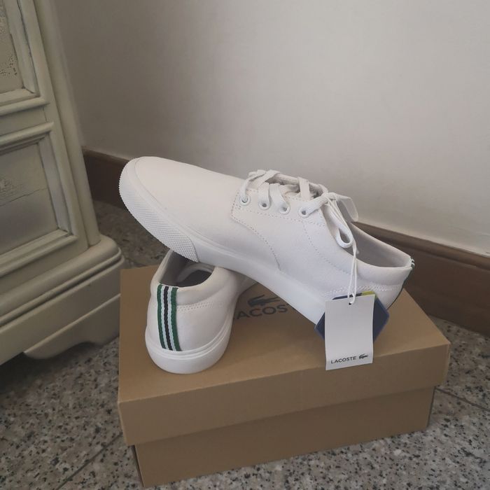 Novas com etiqueta.. Sapatilhas Lacoste, senhora, T. 37