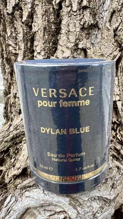 Парфуми Pour Femme Dylan Blue