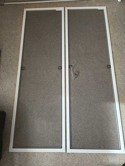 Moskitiery okienne nowe 129 x 39 cm 2 szt.