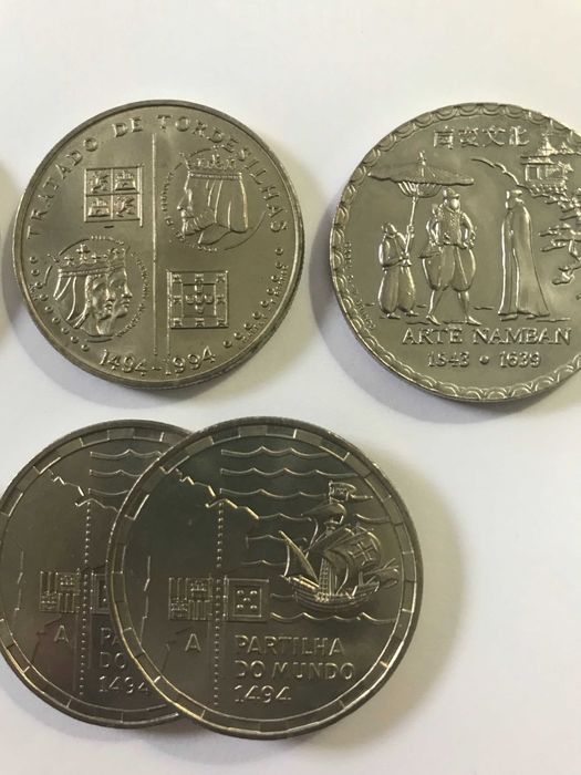 Moedas comemorativas de 200 Escudos