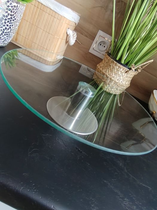 Okrągła szklana obrotowa patera na ciasto przekąski