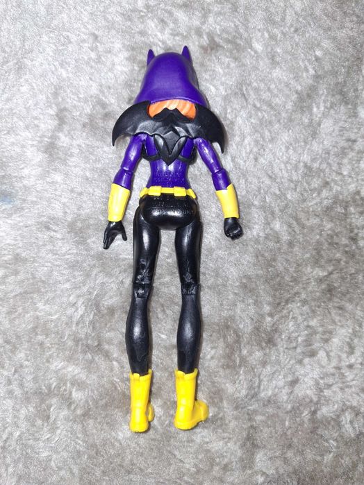Lalka Batgirl super heros 15cm Mattel