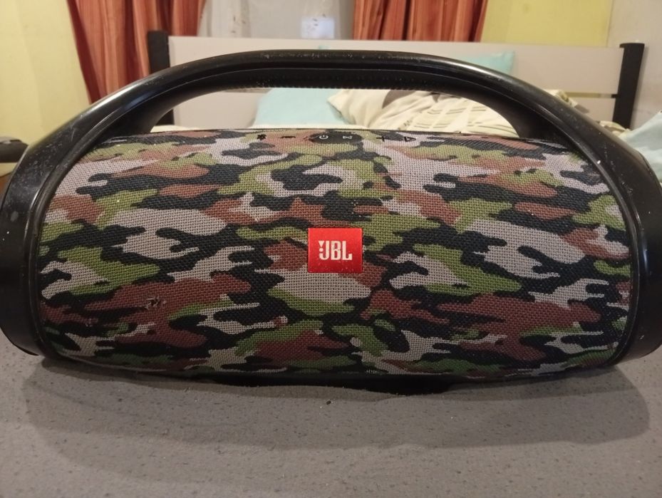 JBL boombox używany