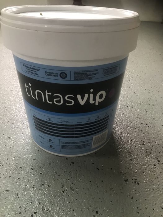 Tinta para telhado cor barro