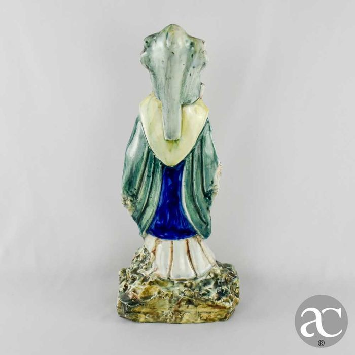 Figura de dignitário chinês em cerâmica vidrada Sancai