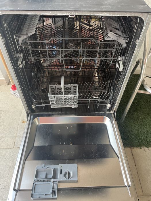 Máquina de lavar loiça de encastre Smeg