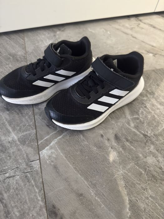 Кросівки адідас 29розмір