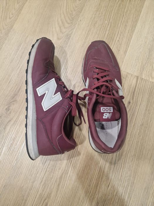 Sapatilhas bordo new balance tamanho 45
