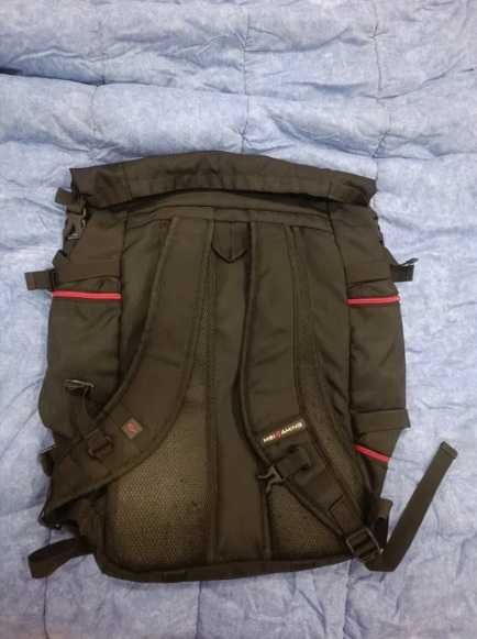 Mochila portátil MSI Hermers battlepack