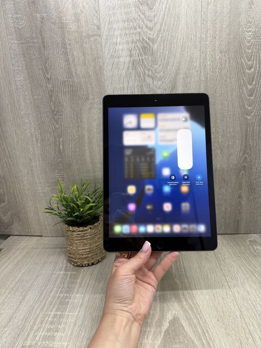 iPad 7 (2019) 32 GB Wi-Fi + LTE