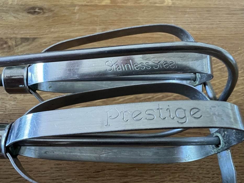 Ręczny mikser na korbkę retro Prestige