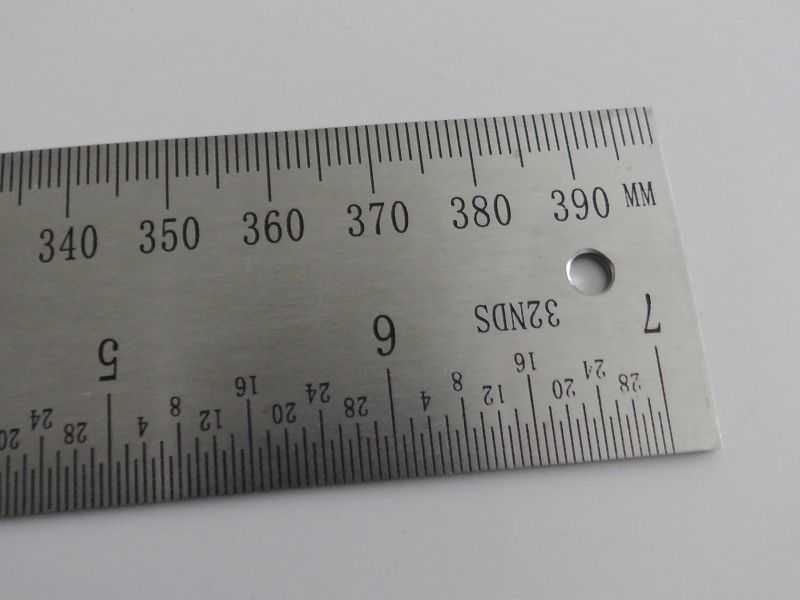 Kątomierz cyfrowy 0-360° 200 mm rozwarty 400mm LCD