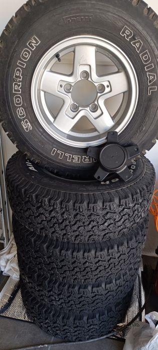 Jantes OZ Suzuki com pneus BF goodrich 235/75 r15