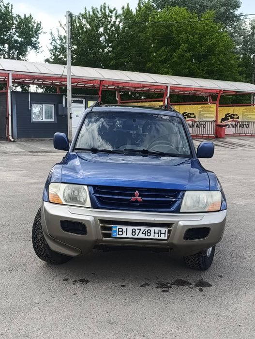 Mitsubishi Pajero 2001 VIN JMBLYV78W1J008066 фото оголошення 2 з 12