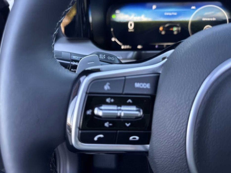 Kia Sorento Plug-In Hybrid SX Prestige      2023