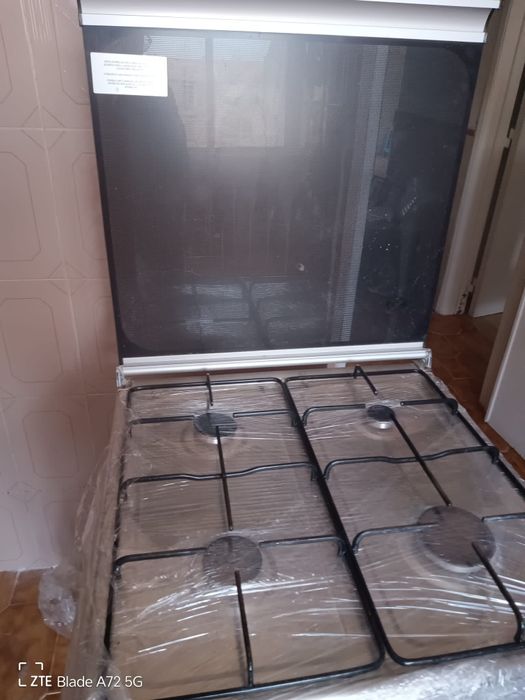 Fogão a gás com 4 bocas