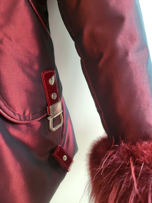 Blusão com Pêlo Bordeaux, J.N.C.