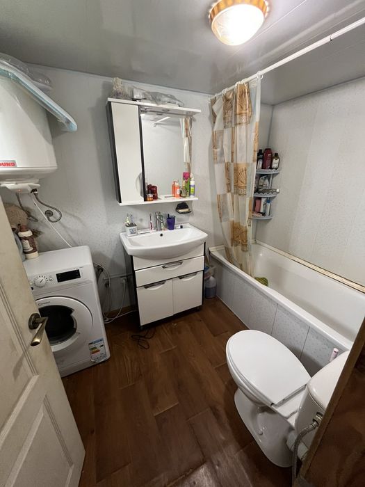 продам  будинок в центрі