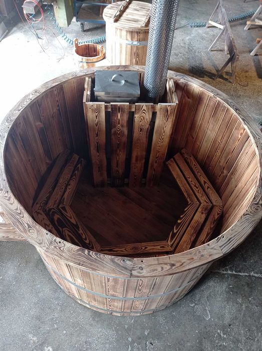 Balia  ,bania  jacuzzi ogrodowe