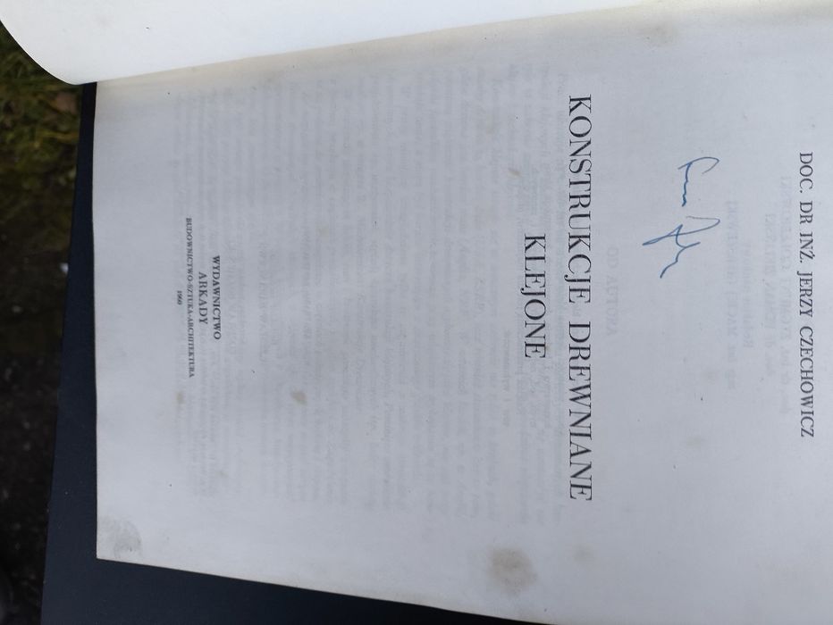 Książka "Konstrukcje drewniane .Klejone" J. Czechowicz