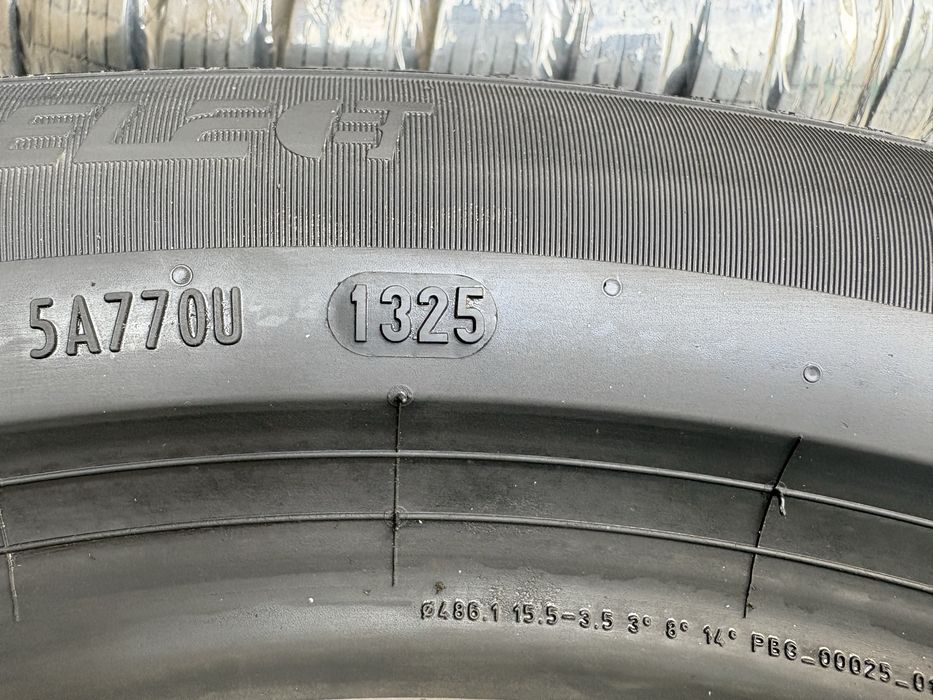 235/50 i 255/45 R19 Pirelli Cinturato Winter WTC2 art.(2696)