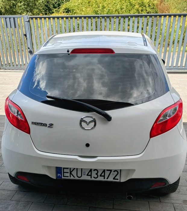 Mazda 2 po lifcie 2011 rok 1.3 benzyna 75 KM.