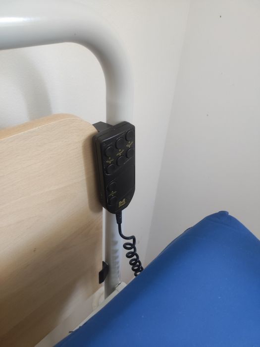 Cama articulada eléctrica