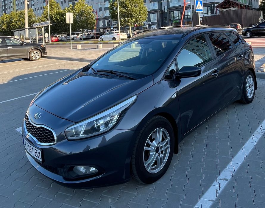 Продам KIA CEED 2014