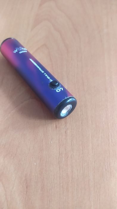 Акумуляторний ліхтарик