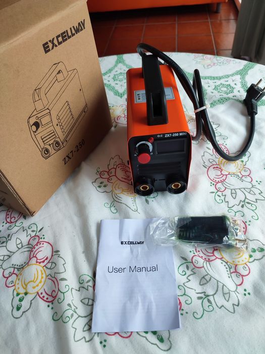 Máquina Soldar portátil Inverter 250A 220V   Display Digital MMA ARC